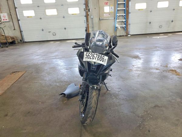 2025 YAMAHA YZFR7