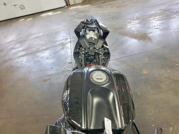 2025 YAMAHA YZFR7