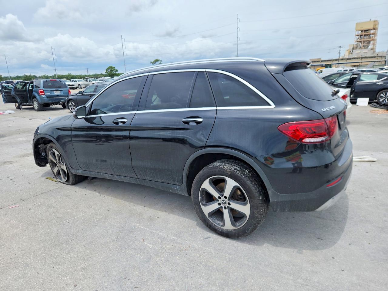 2021 MERCEDES-BENZ GLC GLC300