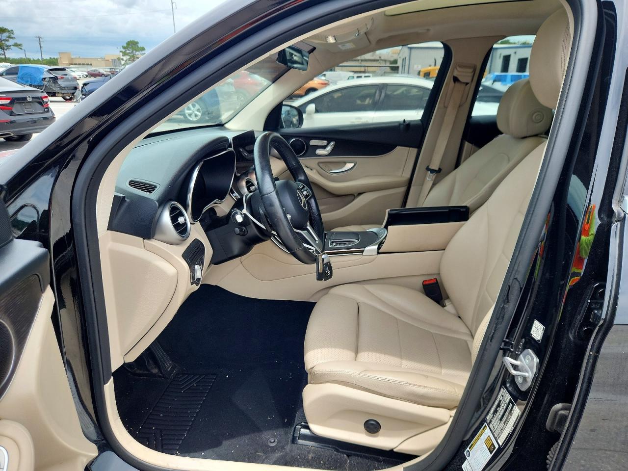 2021 MERCEDES-BENZ GLC GLC300