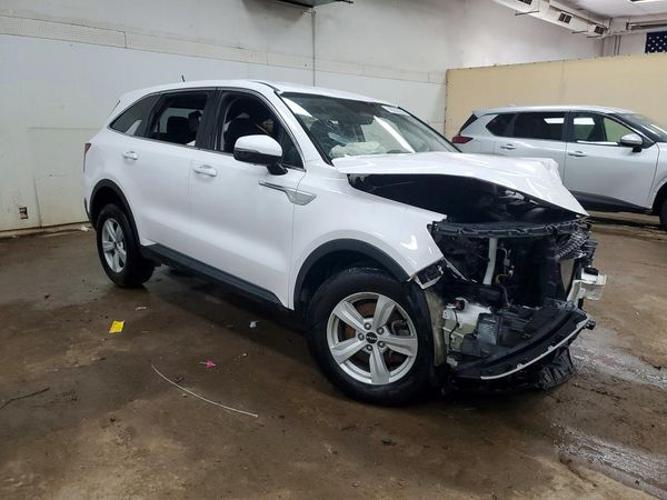 2022 KIA SORENTO LX