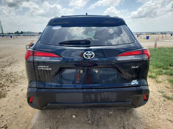 2025 TOYOTA COROLLA CROSS XLE — DIRR