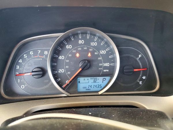 2015 TOYOTA RAV4 LE (X Grade)