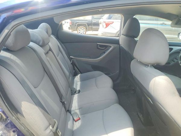 2013 HYUNDAI ELANTRA