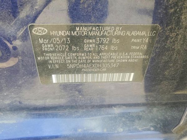 2013 HYUNDAI ELANTRA