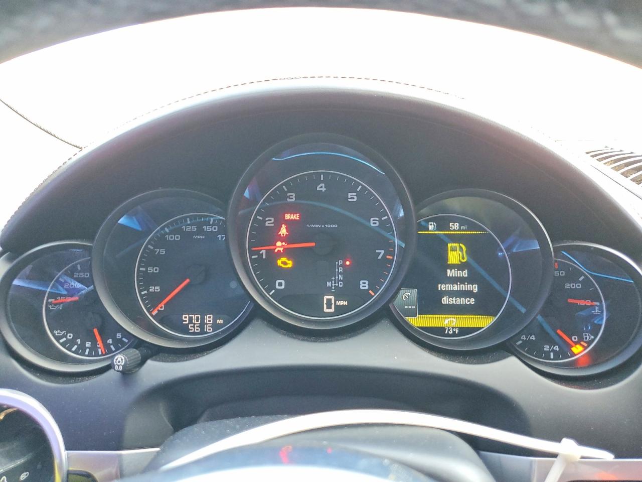 2016 PORSCHE CAYENNE