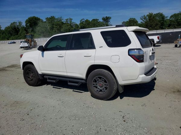 2023 TOYOTA 4RUNNER SR5 Prem