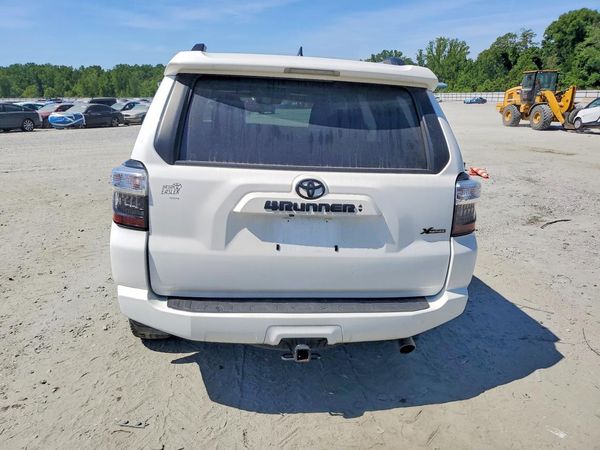 2023 TOYOTA 4RUNNER SR5 Prem
