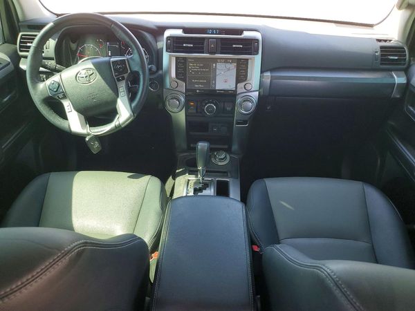 2023 TOYOTA 4RUNNER SR5 Prem