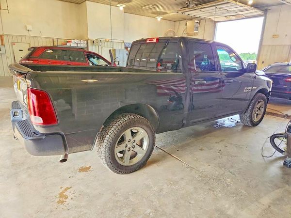 2018 RAM 1500 ST