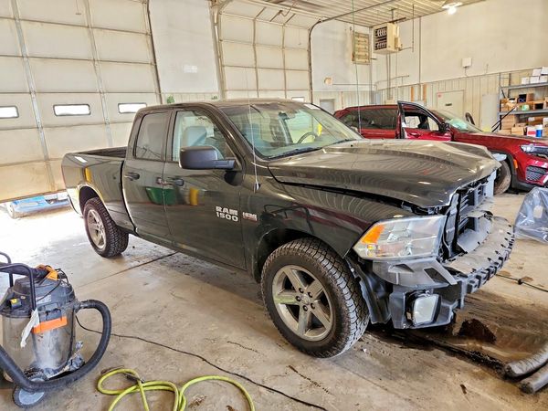 2018 RAM 1500 ST