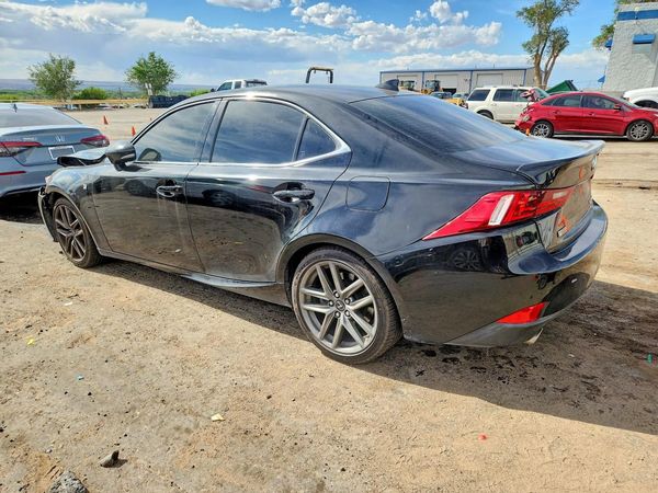 2016 LEXUS IS 200t