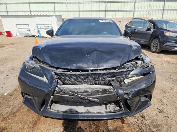 2016 LEXUS IS 200t