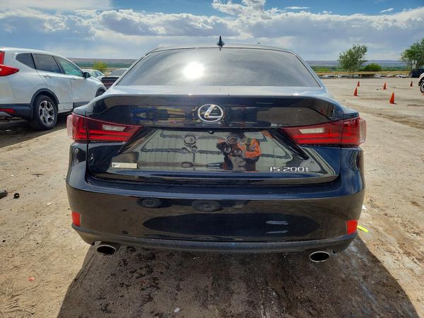 2016 LEXUS IS 200t