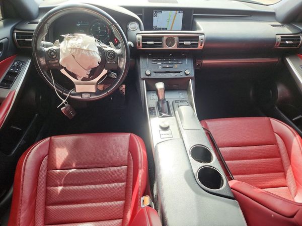 2016 LEXUS IS 200t