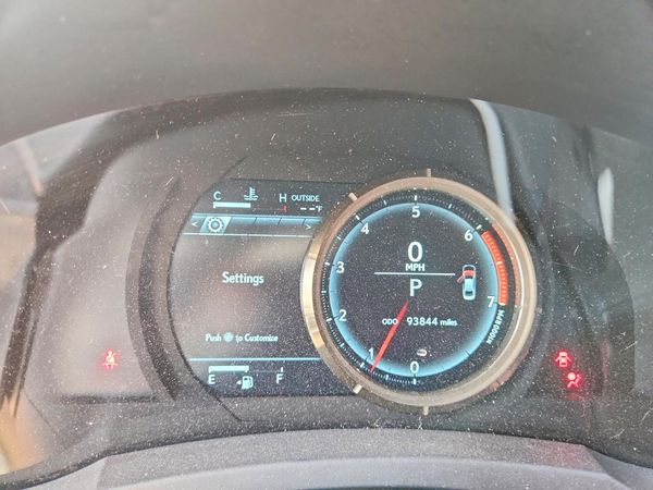 2016 LEXUS IS 200t