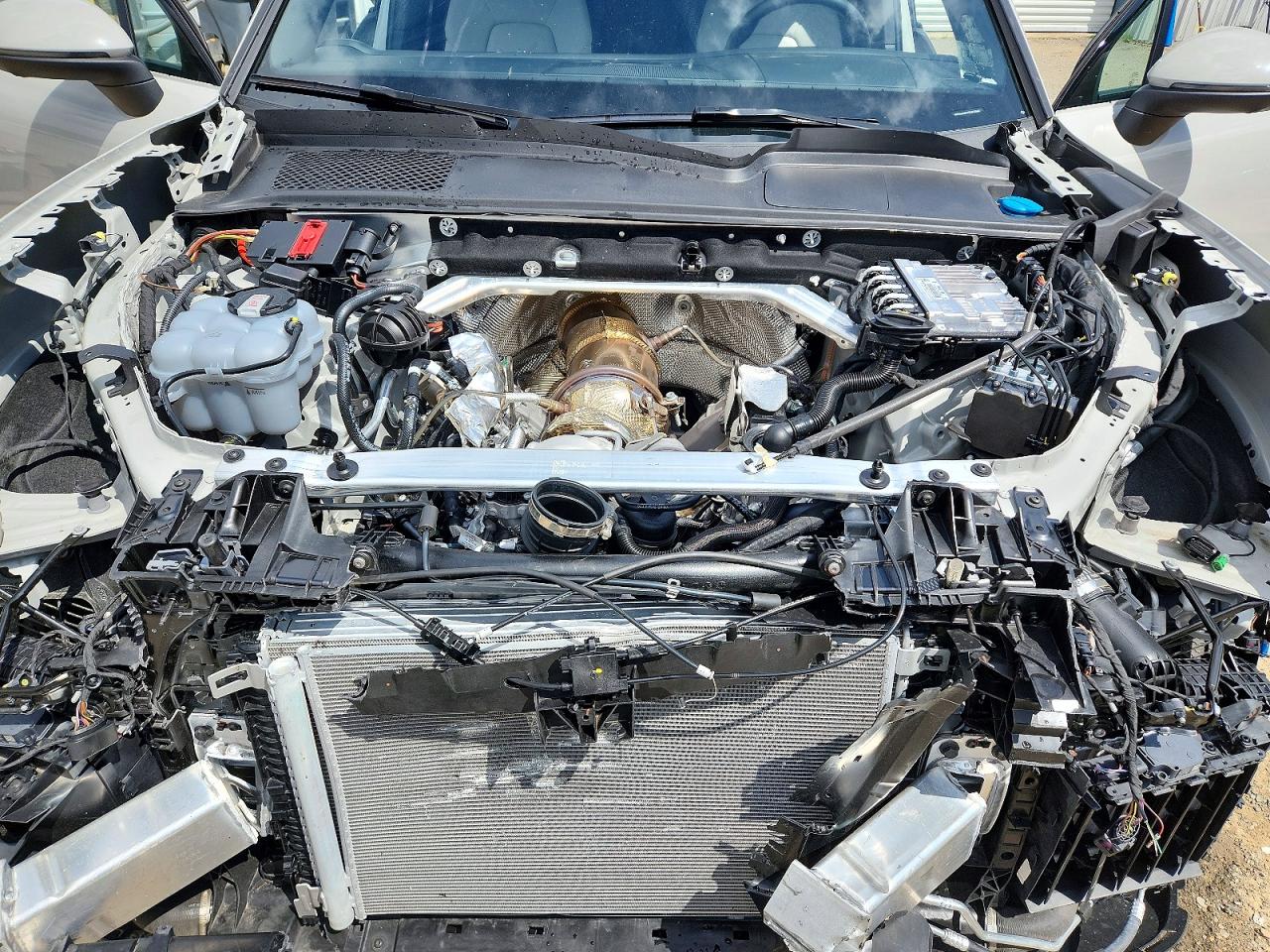 2025 PORSCHE CAYENNE