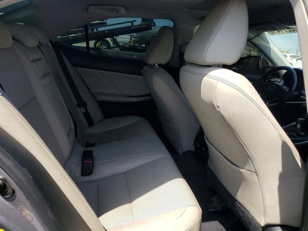 2014 LEXUS IS