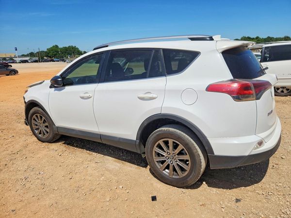 2018 TOYOTA RAV4