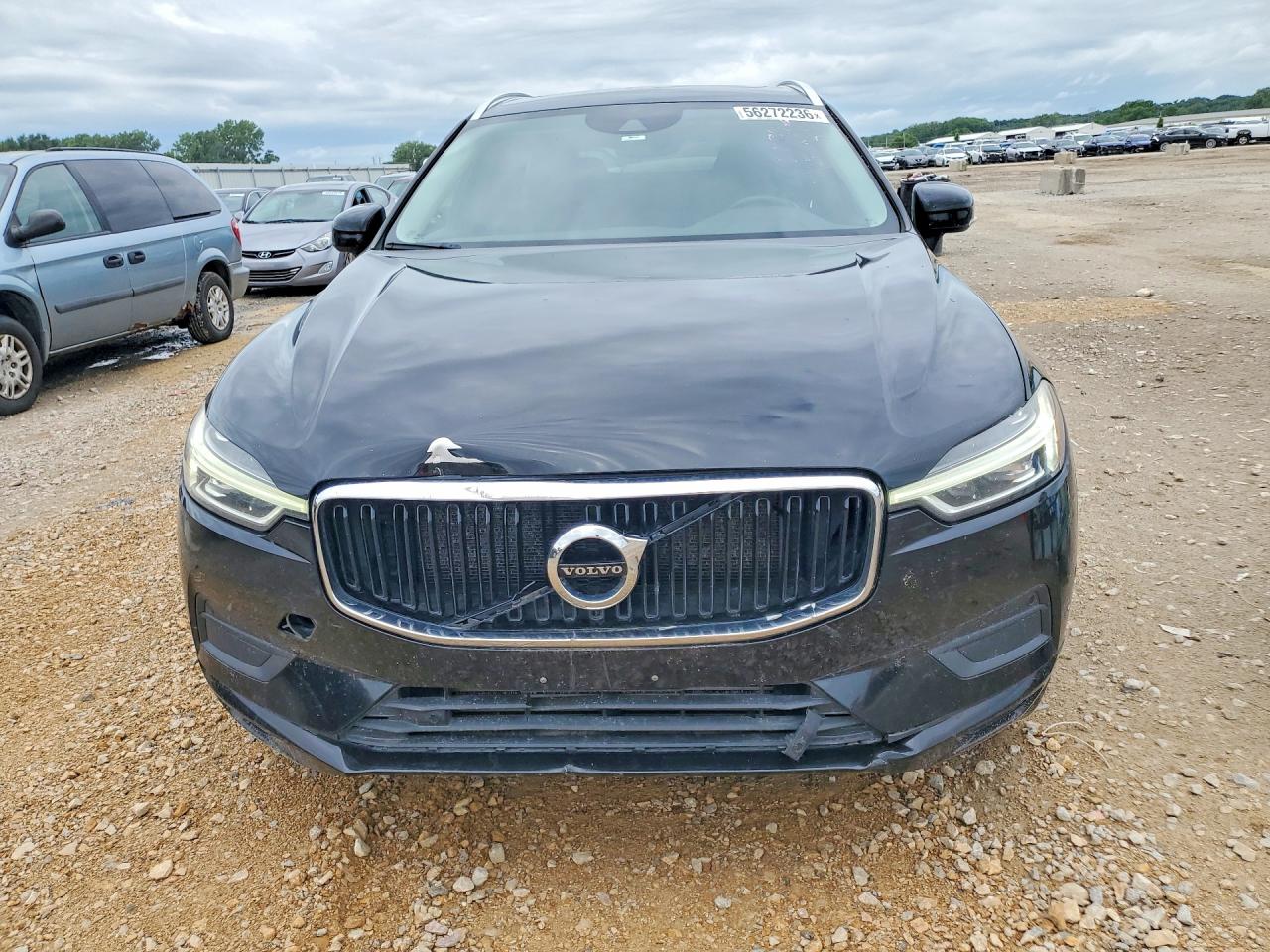 2019 VOLVO XC60 Momentum