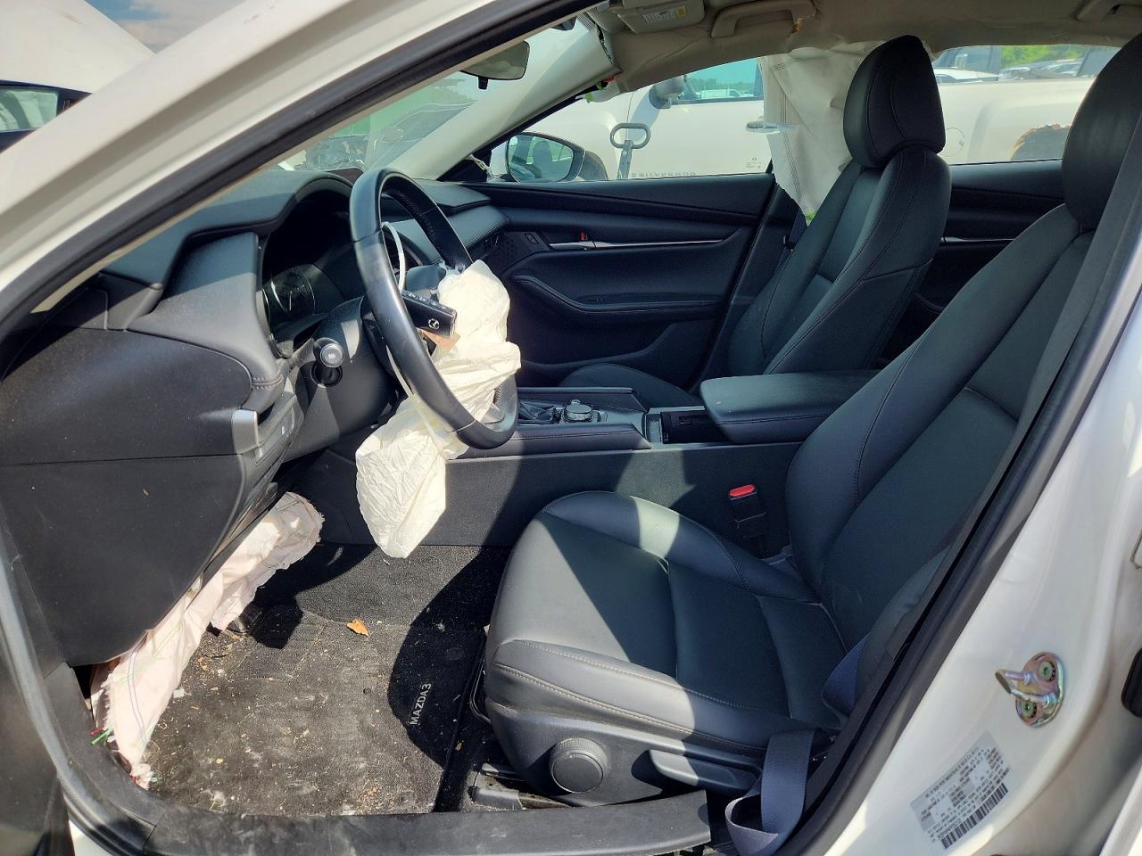 2023 MAZDA 3 Select Package