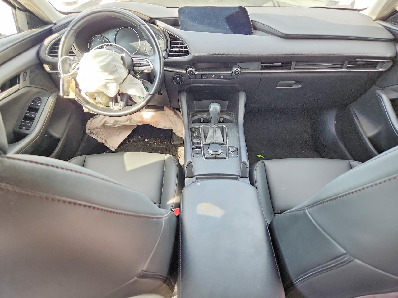 2023 MAZDA 3 Select Package