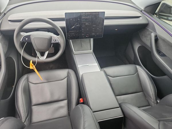 2026 TESLA MODEL Y