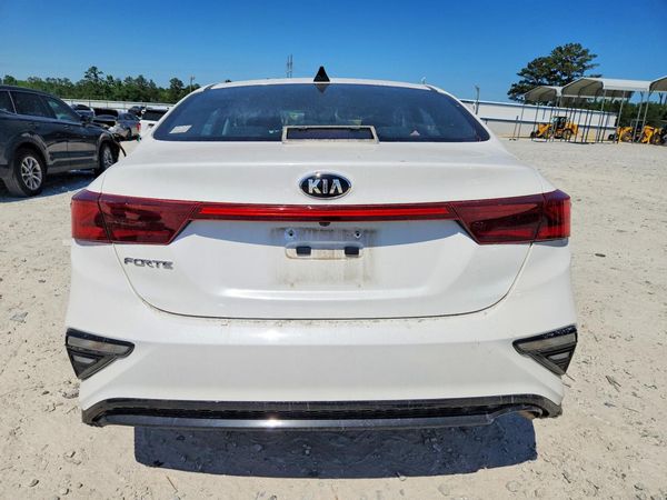 2021 KIA FORTE FE, LXS