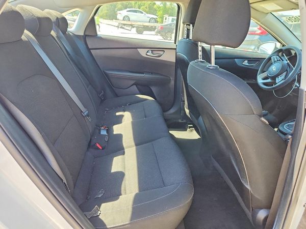 2021 KIA FORTE FE, LXS