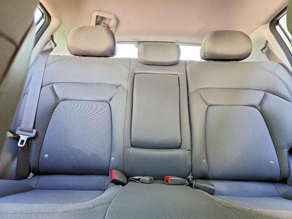 2015 KIA SPORTAGE GL - Middle-low