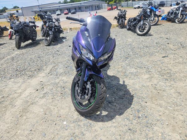 2025 KAWASAKI EX650