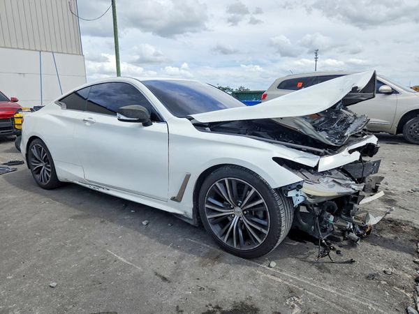 2018 INFINITI Q60