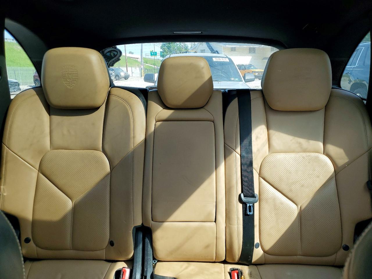 2014 PORSCHE CAYENNE