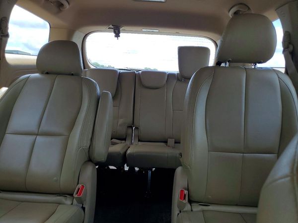 2015 KIA SEDONA