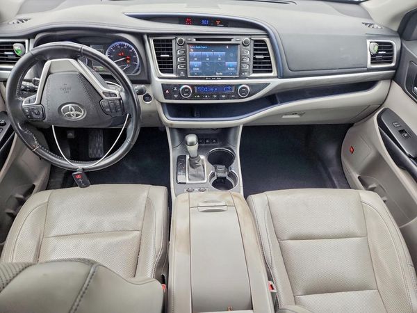 2017 TOYOTA HIGHLANDER Ltd/Ltd Platinum