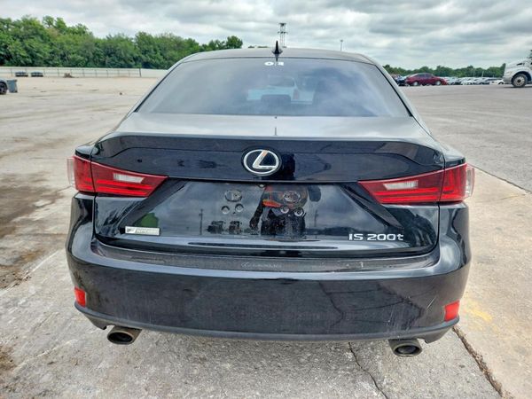 2016 LEXUS IS