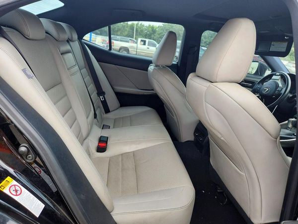 2016 LEXUS IS