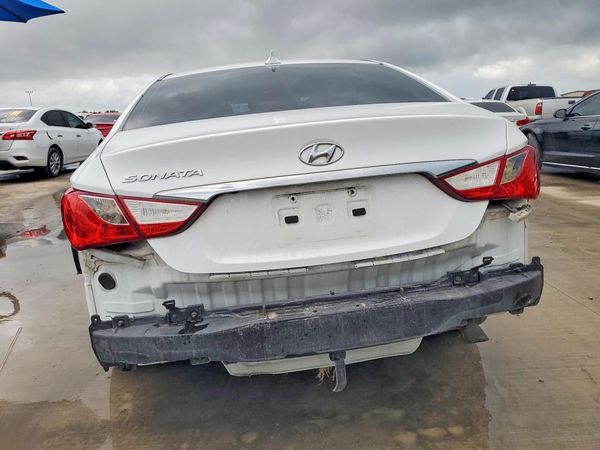 2013 HYUNDAI SONATA GLS/ GLS Popular — DIRR