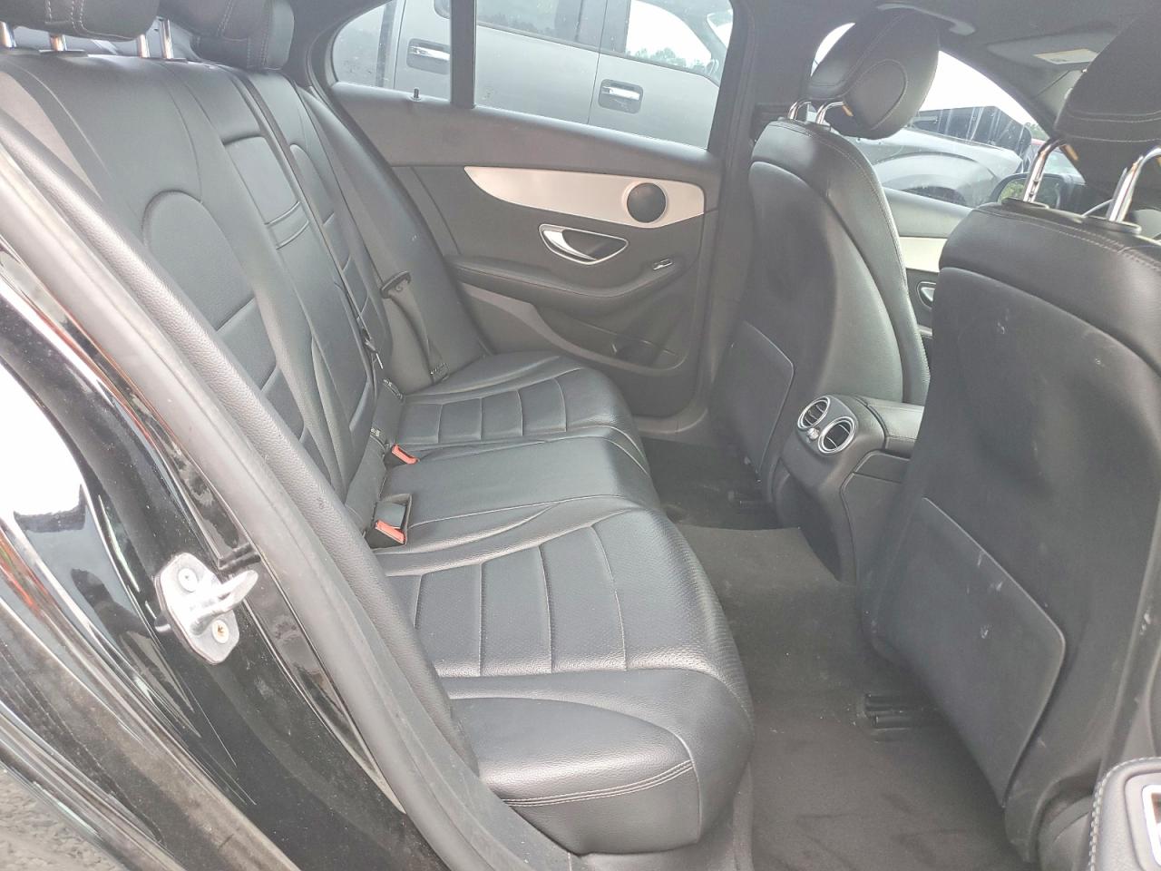 2019 MERCEDES-BENZ C C300