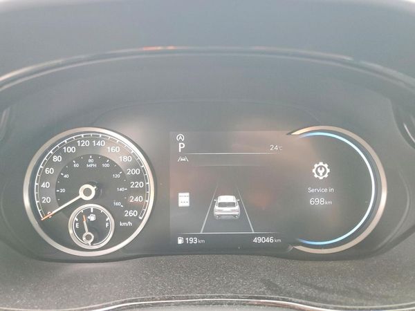 2023 GENESIS GV70