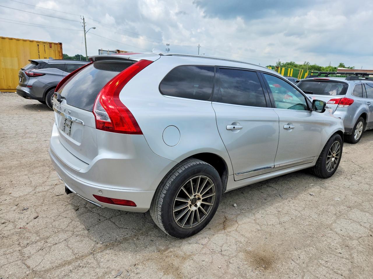 2014 VOLVO XC60