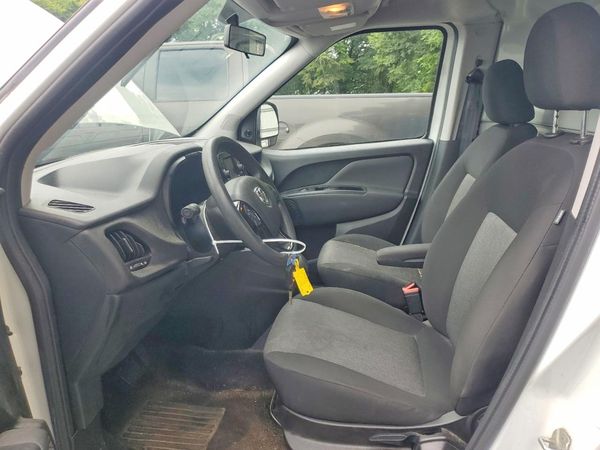 2022 RAM PROMASTER CITY Tradesman