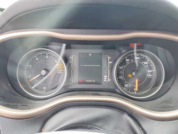 2016 JEEP CHEROKEE LATITUDE FWD