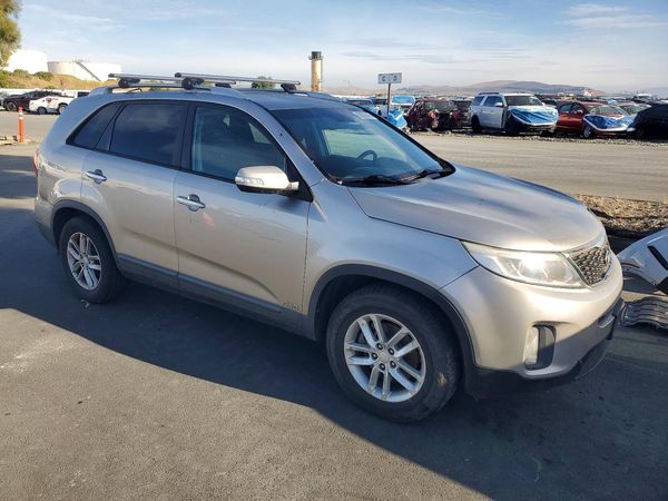 2015 KIA SORENTO GL
