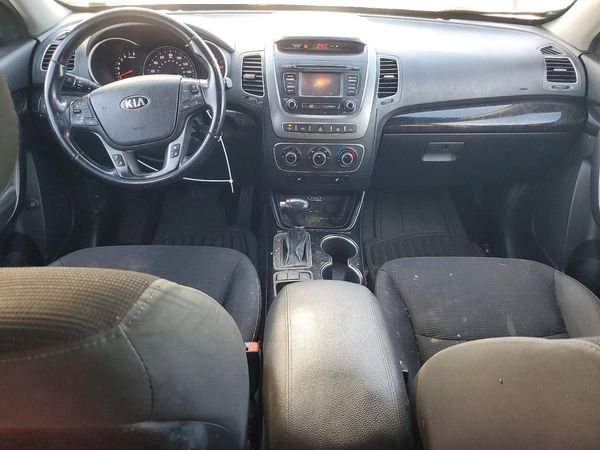 2015 KIA SORENTO GL