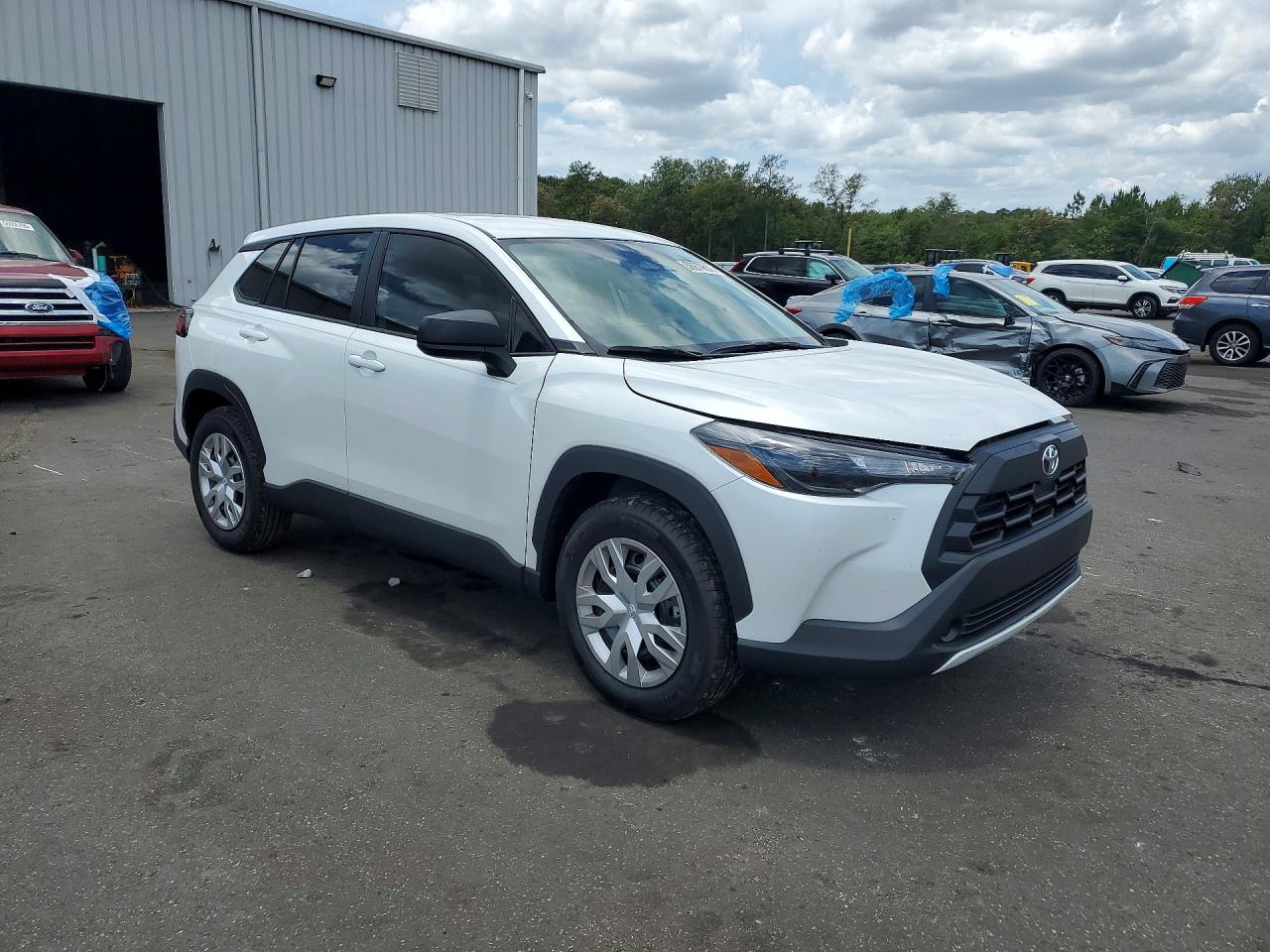 2026 TOYOTA COROLLA CROSS L