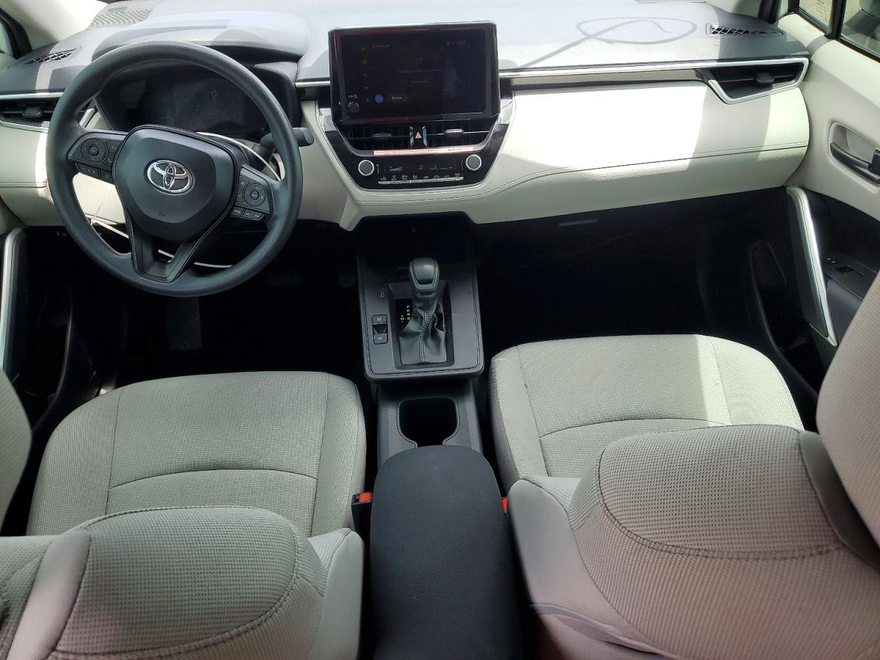 2026 TOYOTA COROLLA CROSS L