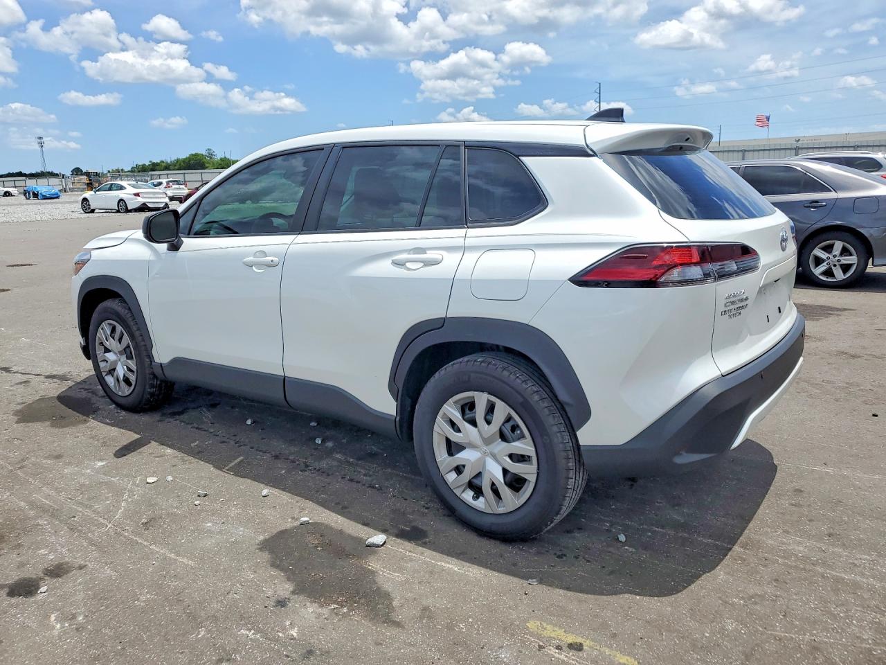 2026 TOYOTA COROLLA CROSS L