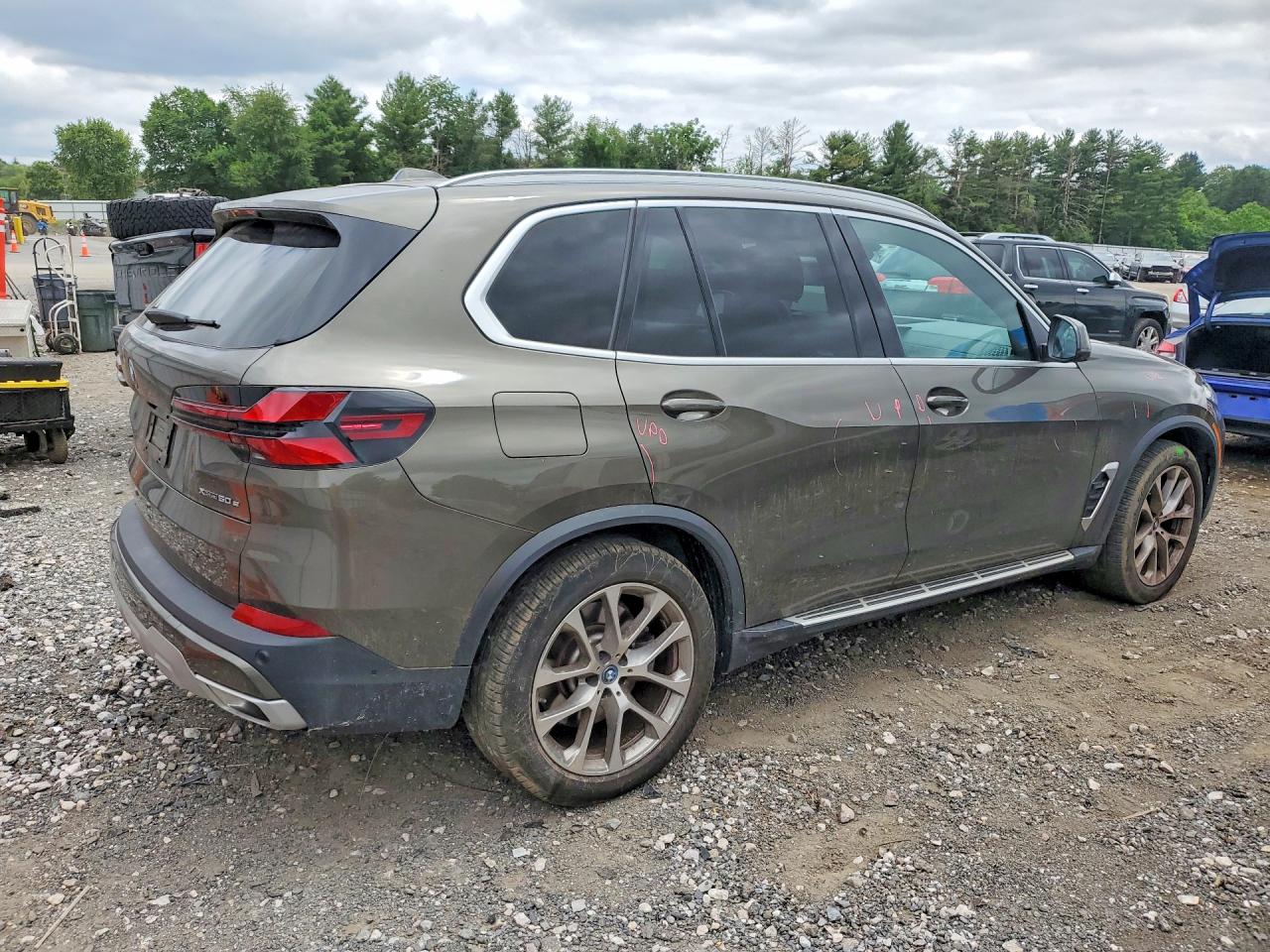 2024 BMW X5 xDrive50e