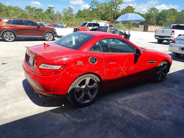 2013 MERCEDES-BENZ SLK SLK350